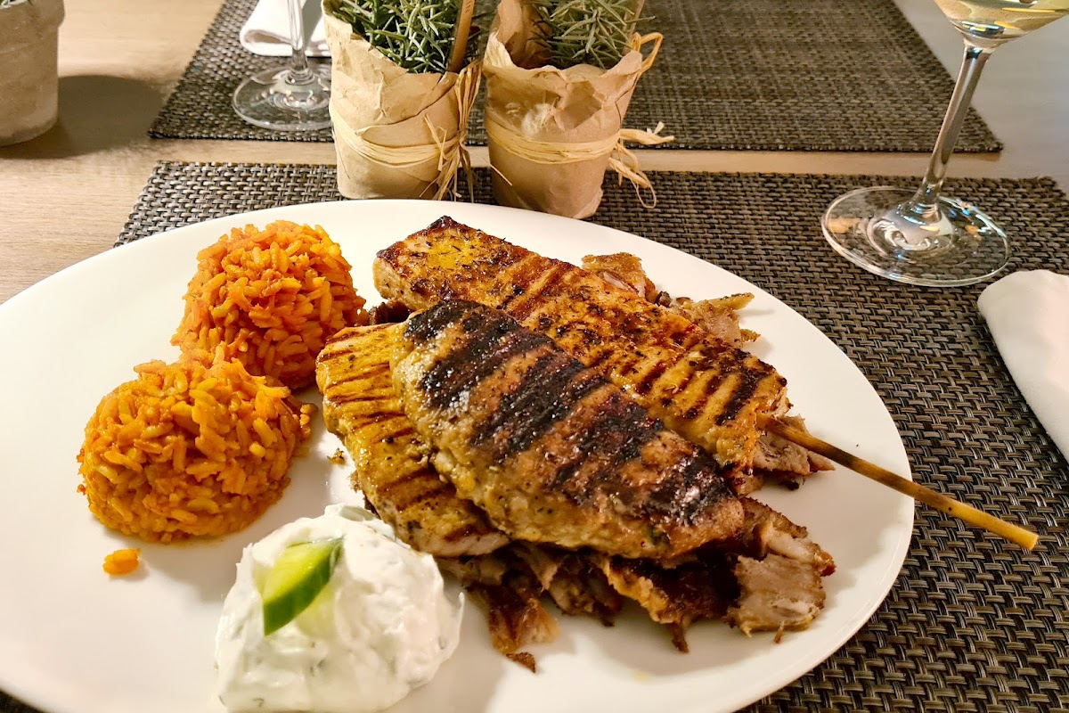 Zorbas Der Grieche. Seit 1996.-2